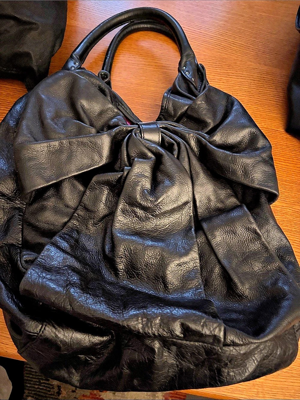 Betsey Johnson Bows & Arrows Hobo Bag Black & Pink
